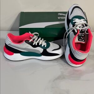 Women’s Puma White and Gray Athletic Shoes